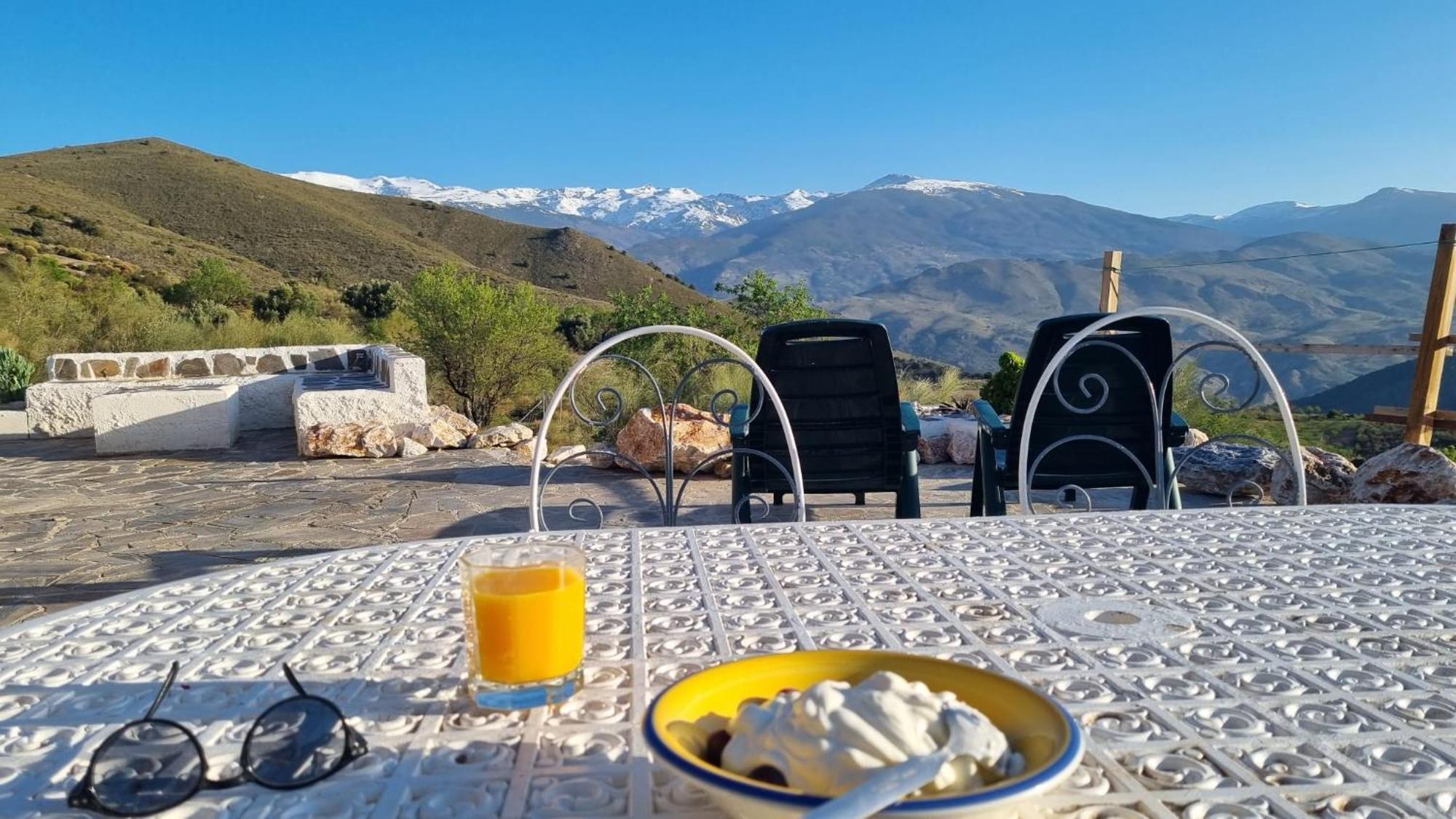 Vila Cortijo La Vista Orgiva Exteriér fotografie